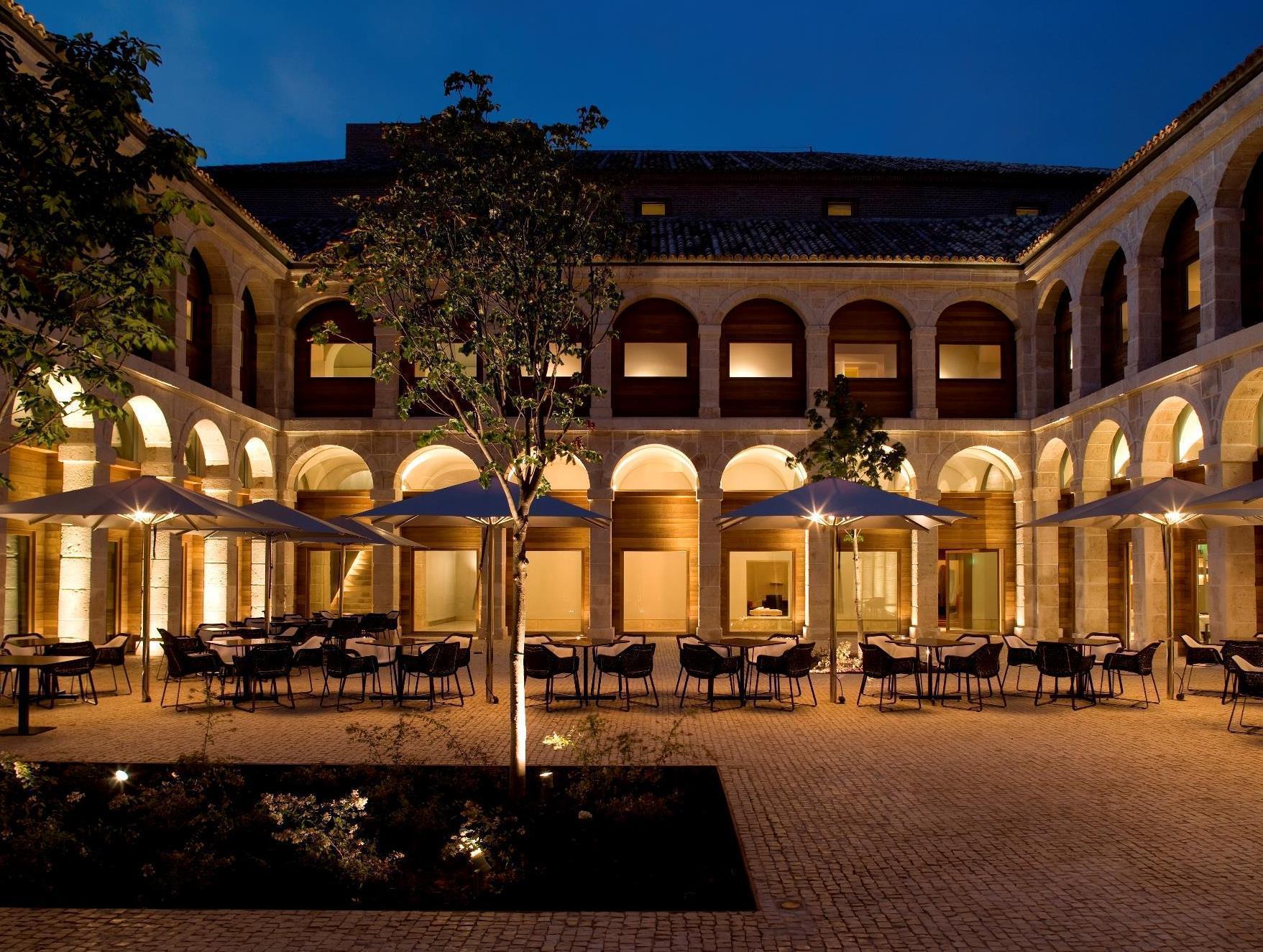 Parador De Alcala De Henares Exterior photo