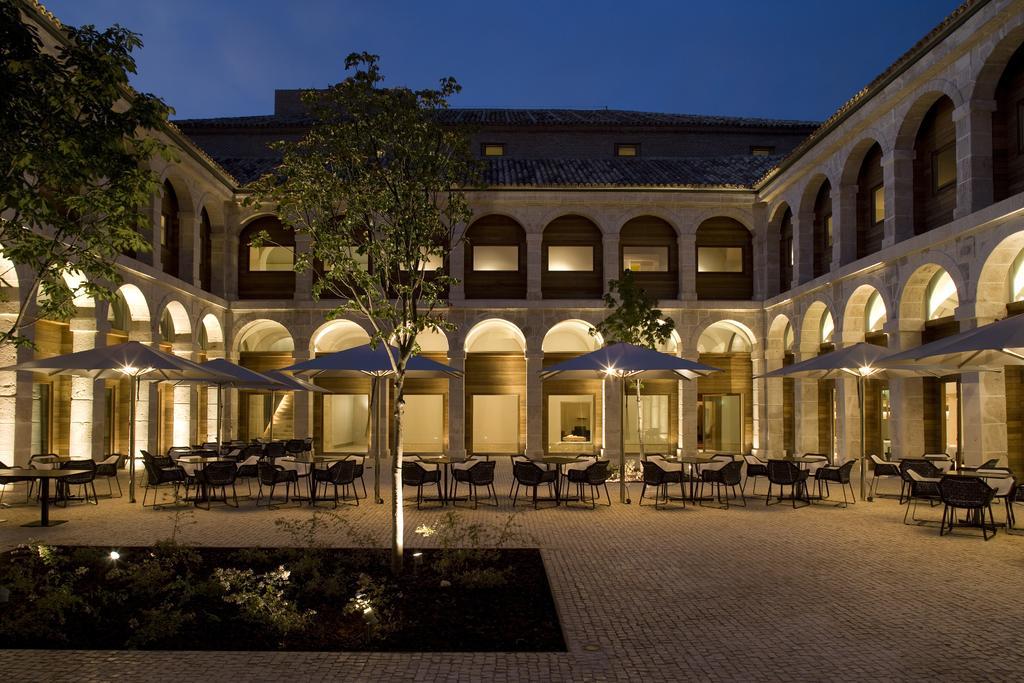 Parador De Alcala De Henares Exterior photo